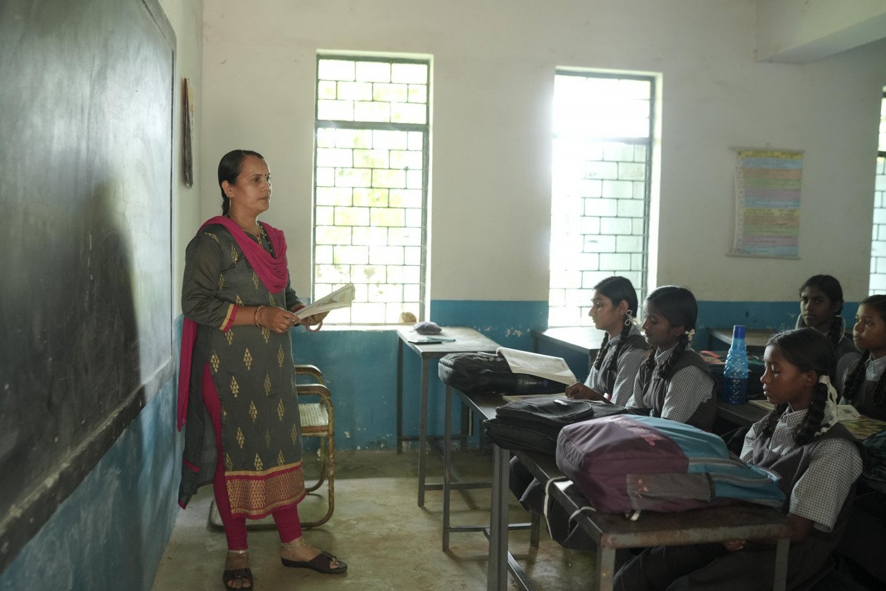 1758872299_424de375fe9f4cdf81ad