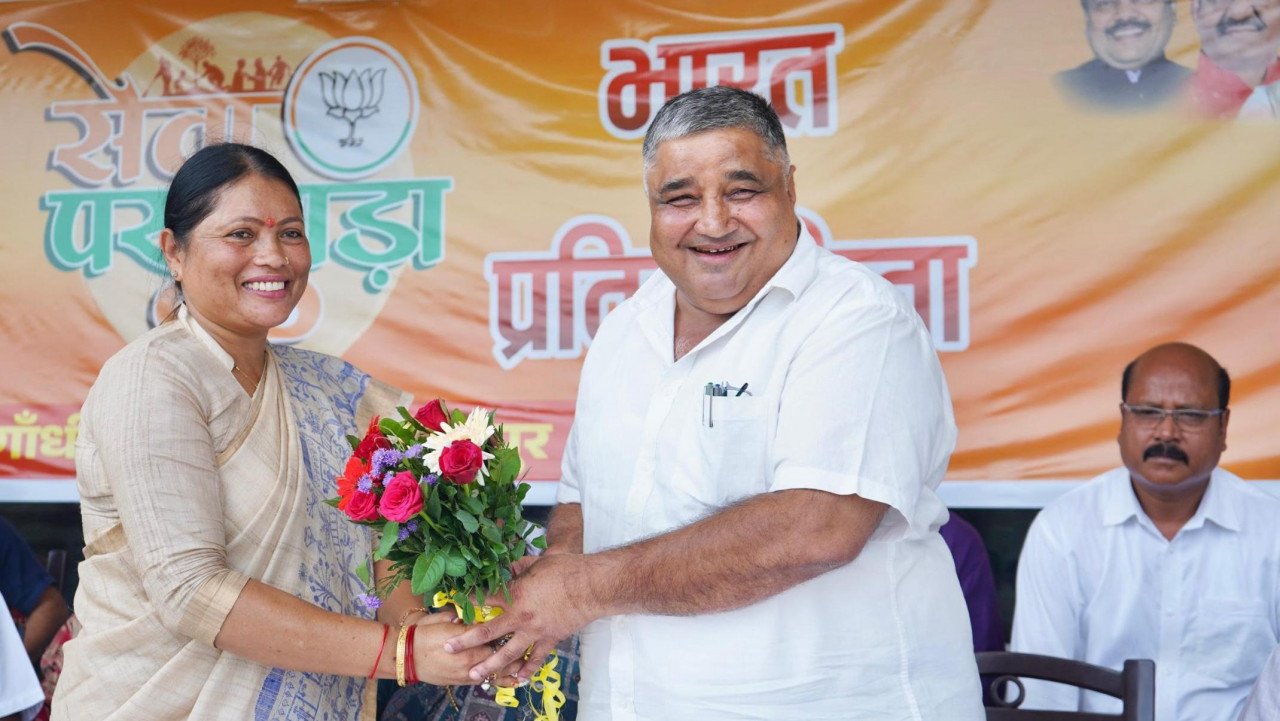 1758886057_a76bf63c3ff7dcb6decb