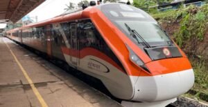 Vande_Bharat_train_38_2.jpg