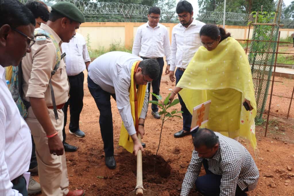 1759421781_e2dbfac8cdf6ae6ed77a