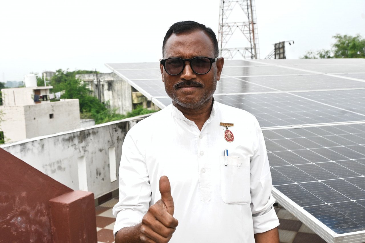 1760369383_43999fbdedd8f2864349