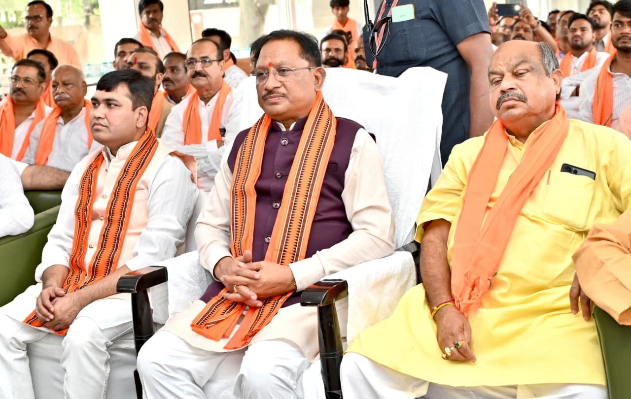 1761471059_f071369878768becfcf3