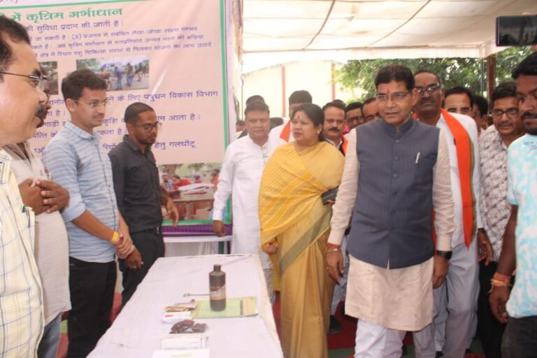 1761471546_6d23b4d4ff0cd1a1fb85