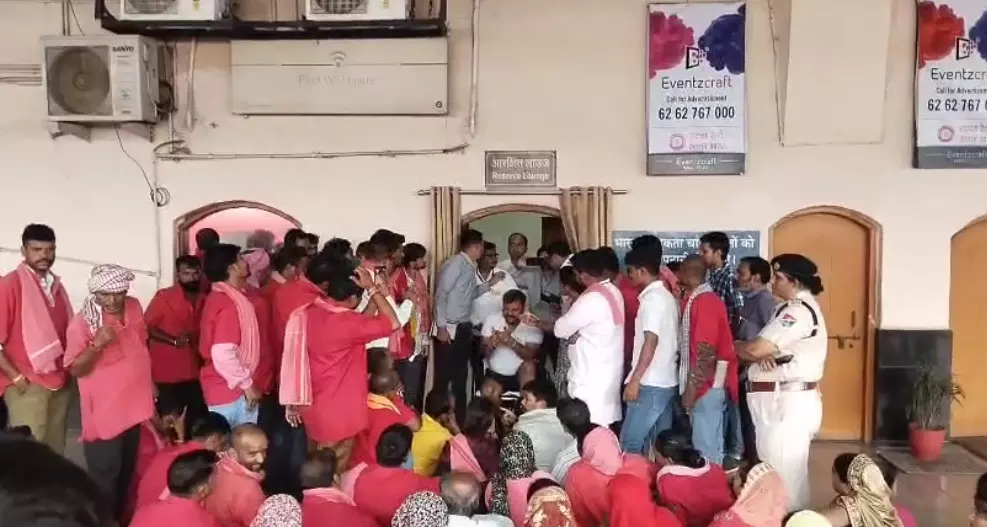 4913945-untitled-29-copy