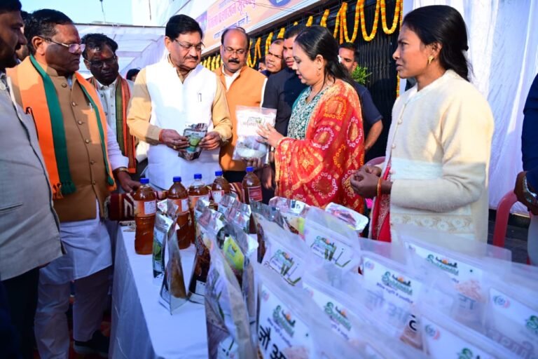 1763374247_d39cc48e9ad31158bd8e