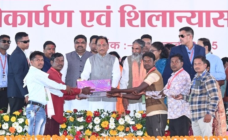 1763392871_0c8c8a1ab3e39245fe9e