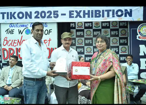 206_17630428576915e629d18f5_13004