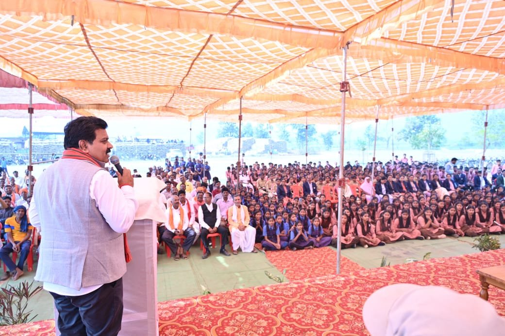 1764680658_dd9a04f139f440e3a83c