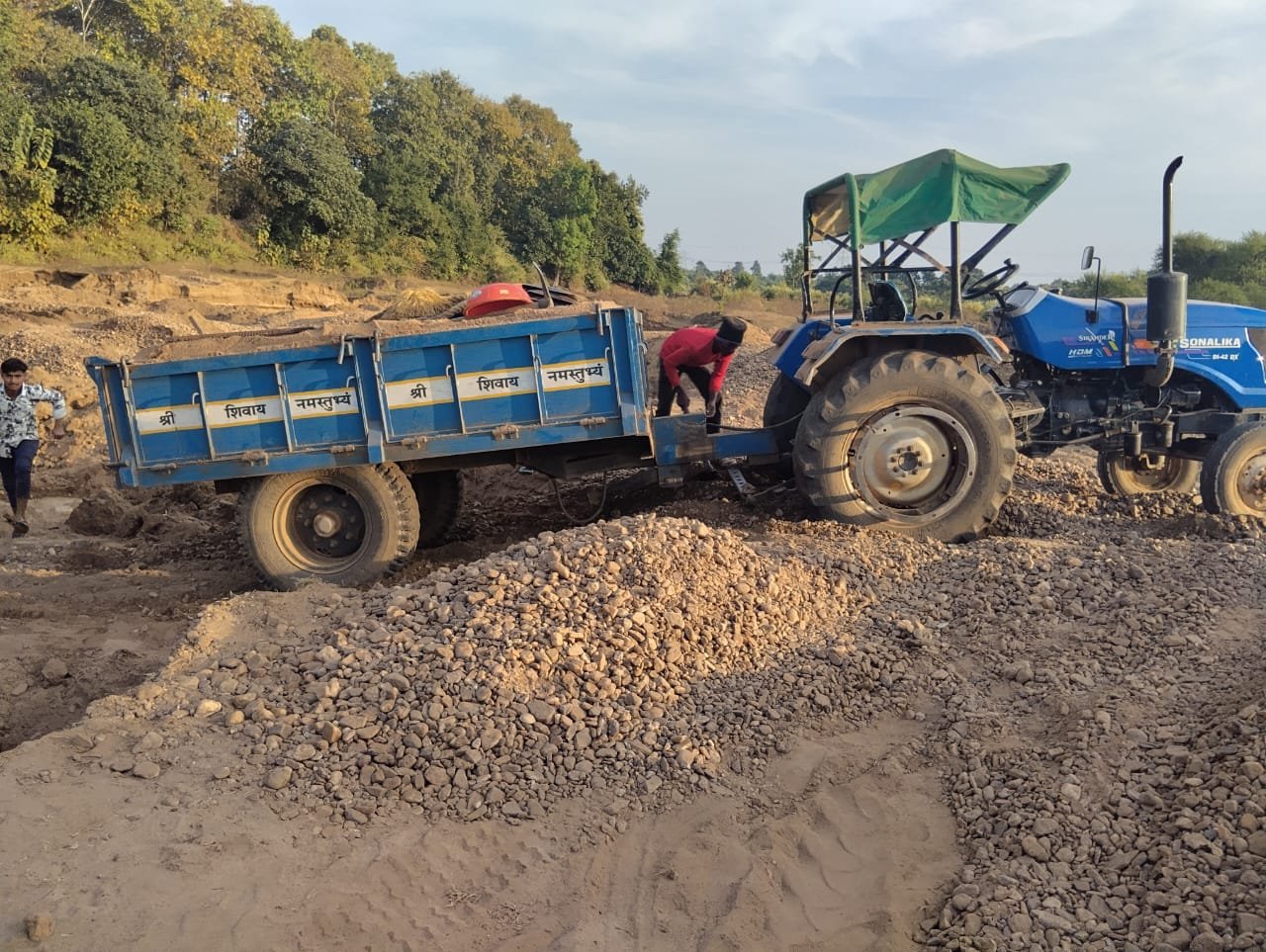 1766746960_a1f4a1ea1f02686480b7