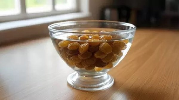 20251218121932_kissmiss