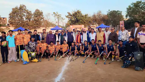 206_17663240356947f7435dcfe_21rajnandgaon1