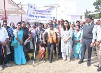 राजनांदगांव : अंतर्राष्ट्रीय दिव्यांगजन दिवस के अंतर्गत जिला स्तरीय कार्यक्रम का हुआ आयोजन राजनांदगांव : अंतर्राष्ट्रीय दिव्यांगजन दिवस के अंतर्गत जिला स्तरीय कार्यक्रम का हुआ आयोजन