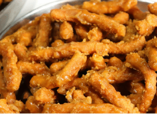 गुड़ और बेसन से बनाएं,सेव