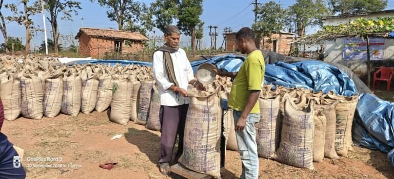 मोहला : जिले 27 उपार्जन केन्द्रों में 6 लाख क्विंटल से अधिक धान खरीदी, 20 हजार 500 क्विंटल धान का हुआ उठाव