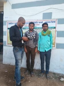  मोहला : समितियों में माइक्रो एटीएम की सुविधा से किसानों को राहत