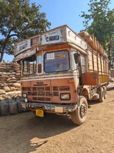 मोहला : जिले में धान उठाव ने पकड़ी रफ्तार, खरीदी केन्द्रों से तेजी से हो रहा परिवहन