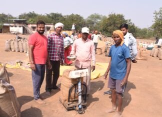 राजनांदगांव : जिले में धान की खरीदी अभियान से किसानों में हर्ष का माहौल