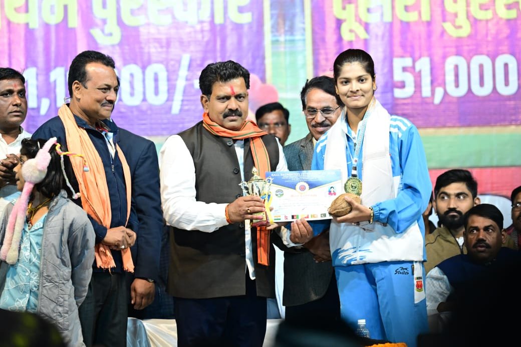 1767686441_50d26797cc4f2ec58c0e