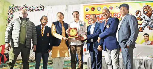 206_1768821936696e14b04c705_19001