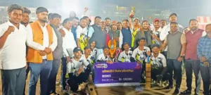 206_17695191956978b85b1c6a8_27002