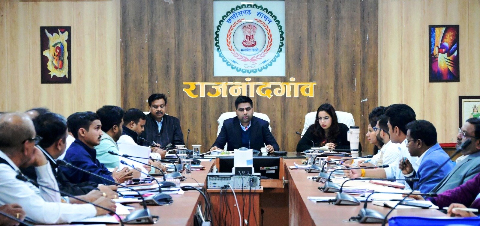 राजनांदगांव : महिलाओं के ब्रेस्ट कैंसर की जांच के लिए शिविर लगाकर विशेष अभियान चलाएं : कलेक्टर