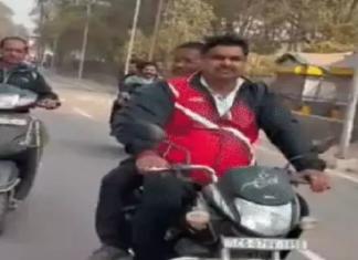 CG : मंत्री गजेंद्र यादव ने ट्रैफिक नियम तोड़ा, बिना हेलमेट पहने दौड़ाई बाइक …