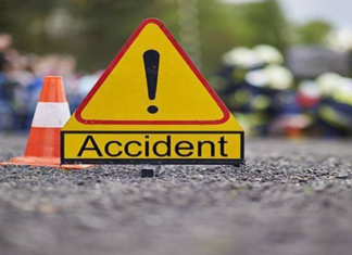 CG : सड़क दुर्घटना में बाइक सवार दो युवक गंभीर रूप से घायल …