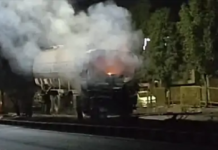 राजनांदगांव : हाईवे पर टैंकर वाहन में लगी आग, फायर ब्रिगेड ने बुझाई…