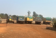 CG : अवैध उत्खनन में संलिप्त एक जेबीसी मशीन तथा अवैध उत्खनन परिवहन में संलिप्त एक ट्रेक्टर एवं चार हाईवा वाहन जब्त…