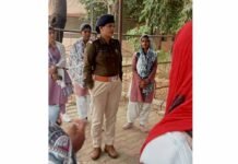 इंदिरा कॉलेज में चला ‘अभिमन्यु/सृजन/सम्मान’ अभियान, बालिकाओं को किया जागरूक