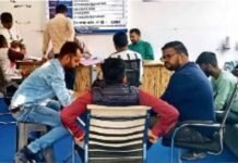 ग्वालियर मेले में छूट का असर, फॉर्च्यूनर सहित कारों की बुकिंग बंद, ग्राहक उमड़े शोरूम्स में