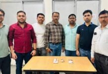 दबिश में पकड़े गए फरार आरोपी, MD ड्रग्स और दोपहिया वाहन सहित भारी मात्रा में माल मिला