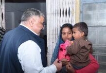 CG : मुख्यमंत्री विष्णु देव साय के जन्मदिवस पर लखनपुर में विशेष पूजा-अर्चना, मंत्री राजेश अग्रवाल ने मरीजों को बांटे फल…