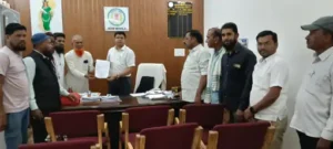 206_17703867236985f5231d569_6chowki1