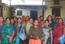 राजनांदगांव : रैंप योजना अंतर्गत बुनकर केन्द्र लखोली में हथकरघा क्षेत्र से जुड़े उद्यमियों हेतु सेक्टर स्पेसिफिक प्रशिक्षण संपन्न राजनांदगांव : रैंप योजना अंतर्गत बुनकर केन्द्र लखोली में हथकरघा क्षेत्र से जुड़े उद्यमियों हेतु सेक्टर स्पेसिफिक प्रशिक्षण संपन्न