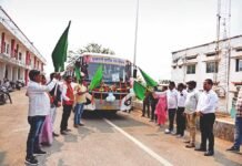 जशपुर के दूरस्थ ग्रामों में मुख्यमंत्री ग्रामीण बस योजना शुरू