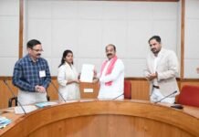 उप मुख्यमंत्री ने केमिस्ट के पद पर चयनितों को सौंपे नियुक्ति पत्र