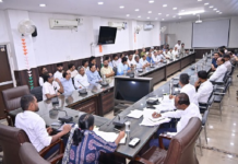 CG : जिले के समस्त पंजीकृत राइस मिलर्स की बैठक लेकर उपार्जित धान की मिलिंग एवं उठाव की प्रगति की समीक्षा की…