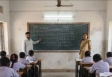 शिक्षा व्यवस्था पर सवाल, परीक्षा में खुलेआम नकल करवाते दिखे शिक्षक