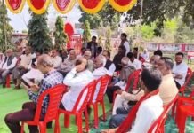 पूर्व विधायक स्व. ठाकुर दास यादव को बैरवार में दी भावभीनी श्रद्धांजलि