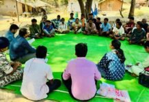 मिशन कनेक्ट से सुकमा में सुदृढ़ हुआ जनविश्वास : इमली के पेड़ तले सजी चौपाल