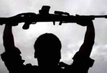 नक्सल मोर्चे पर सुरक्षा बलों को बड़ी सफलता, देवजी समेत 19 नक्सलियों का आत्मसमर्पण