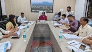 मोहला : राजस्व प्रकरणों का पारदर्शिता के साथ करें त्वरित कार्रवाई–कलेक्टर प्रजापति