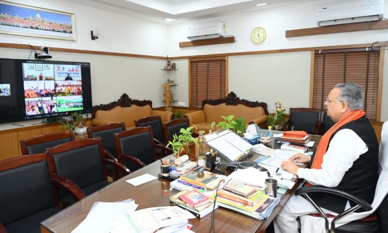 राजनांदगांव : विकास कार्यों के माध्यम से ग्रामीण क्षेत्रों में आधारभूत सुविधाओं का होगा विस्तार - विधानसभा अध्यक्ष डॉ. रमन सिंह