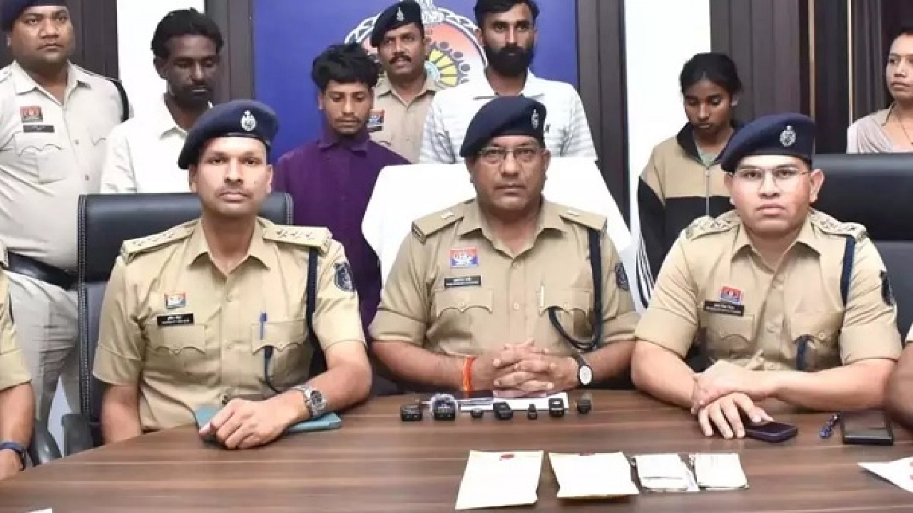 CG : भिलाई में हेरोईन तस्करी का भंडाफोड़: 18.69 लाख की ड्रग्स के साथ 4 आरोपी गिरफ्तार …