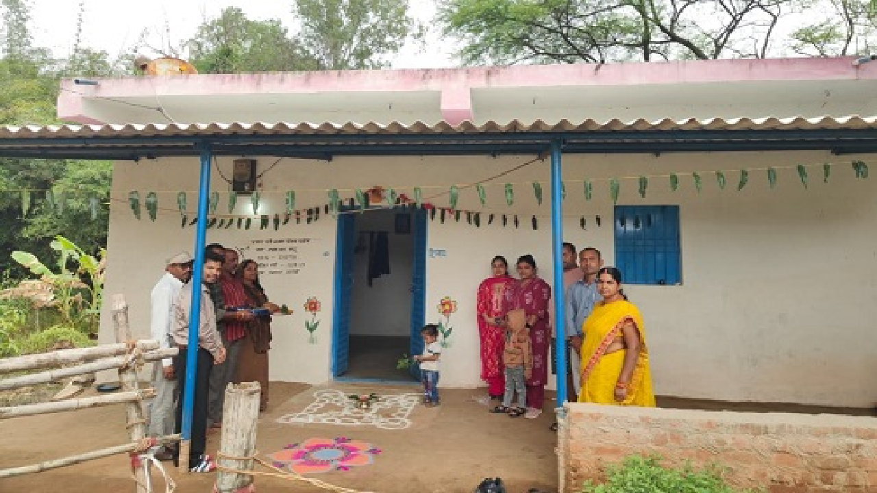 CG : प्रधानमंत्री आवास बना परिवार के लिए सुख की छांव …