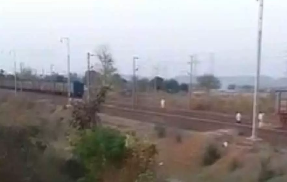 CG : रेल हादसा टला, छत्तीसगढ़ के बिलासपुर से बड़ी और चौंकाने वाली खबर …