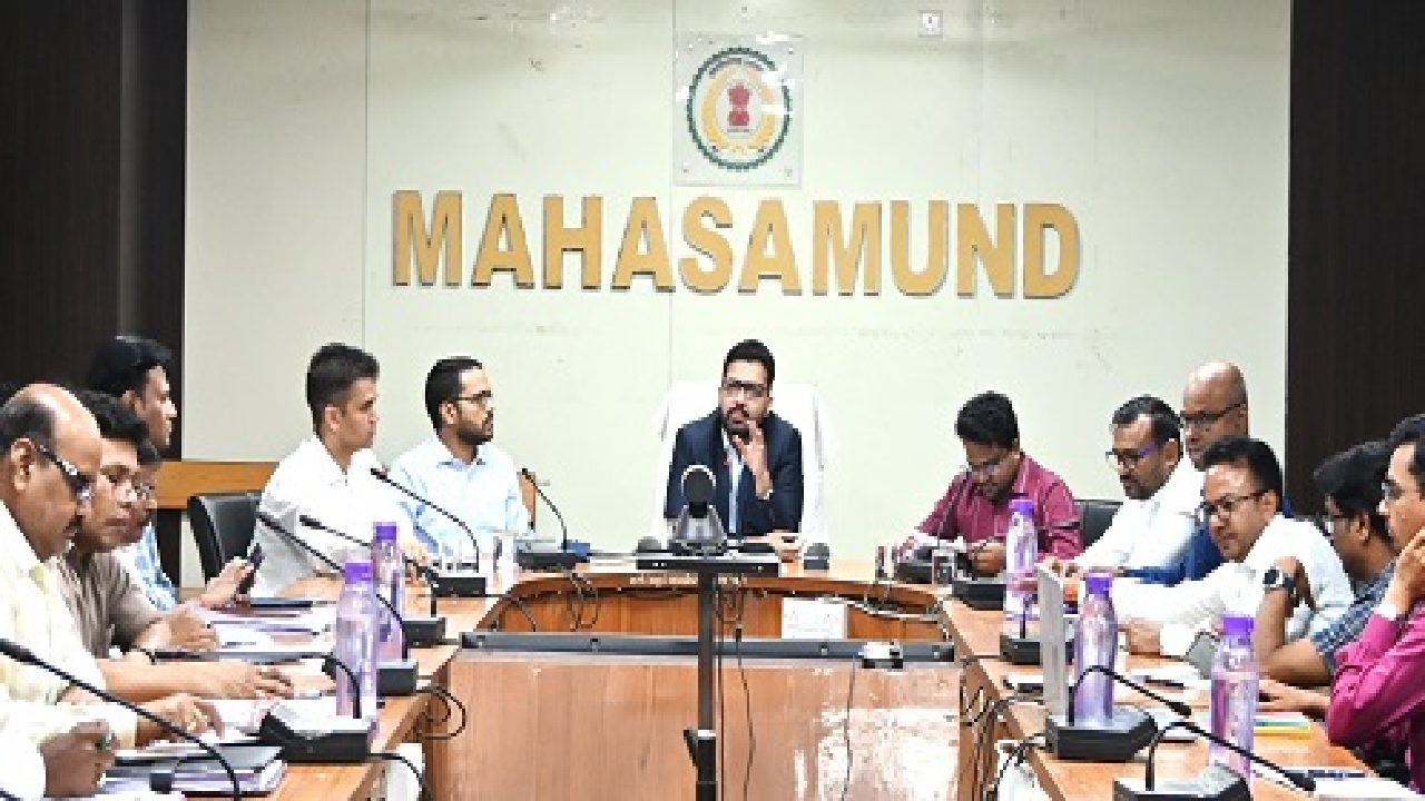 CG : सुशासन तिहार 2026 की तैयारियों को लेकर कलेक्टर ने ली बैठक, दिए आवश्यक निर्देश …