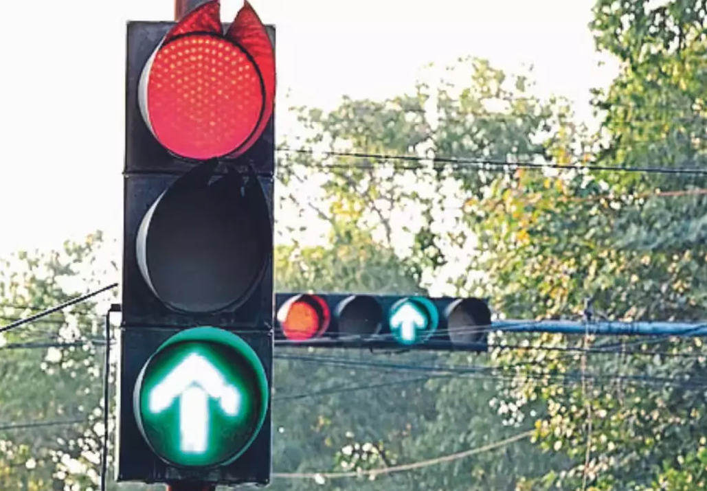 CG : एसपी ने दोपहर 12 से 4 बजे तक ट्रैफिक सिग्नल बंद करने के दिए निर्देश …