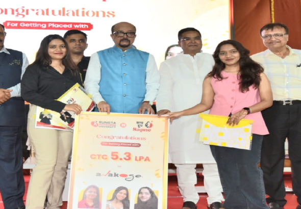 CG : मैं’ से ’हम’ की यात्रा ही कामयाबी की कुंजी : राज्यपाल डेका …